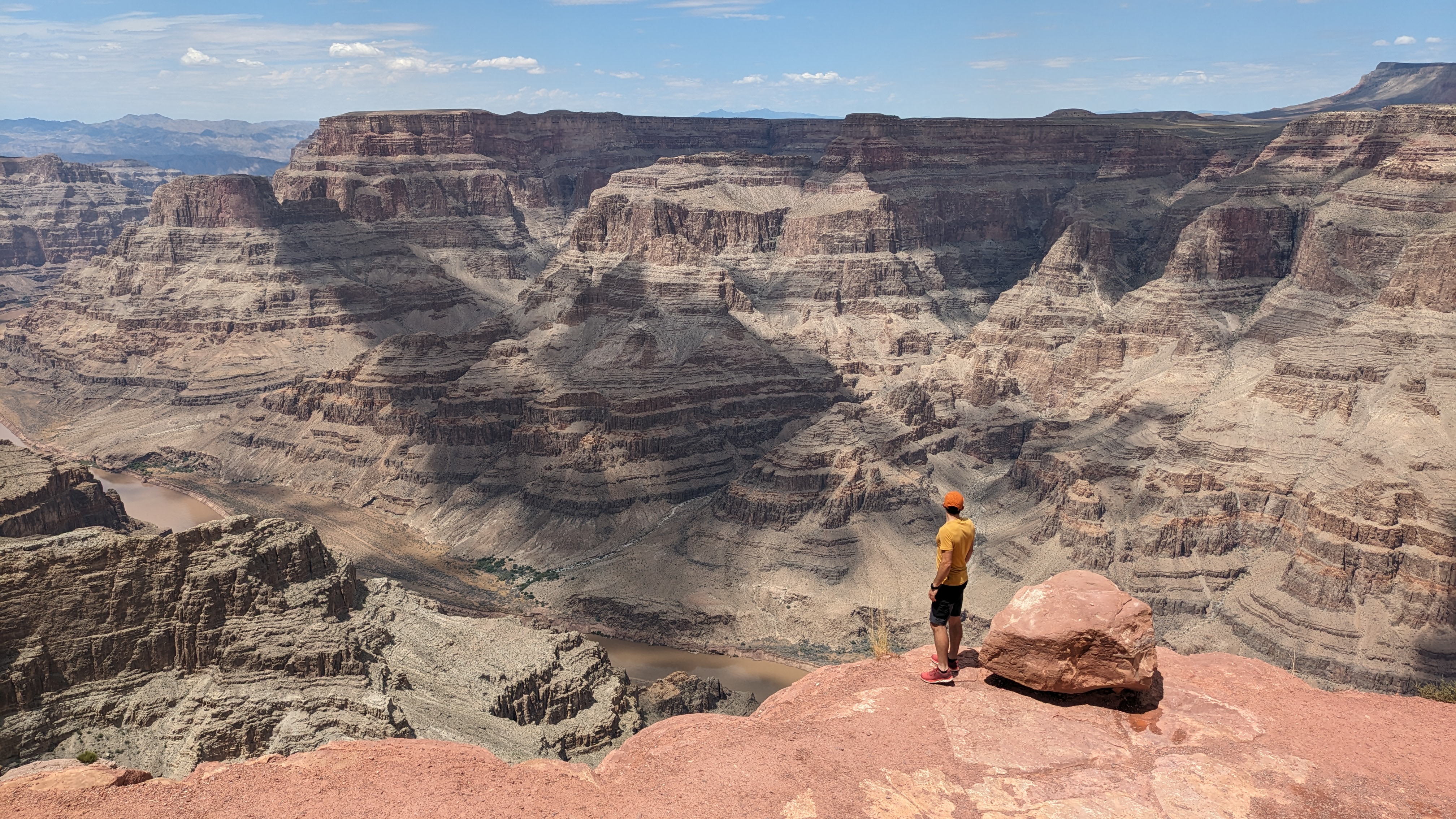 The astonishing canyon.